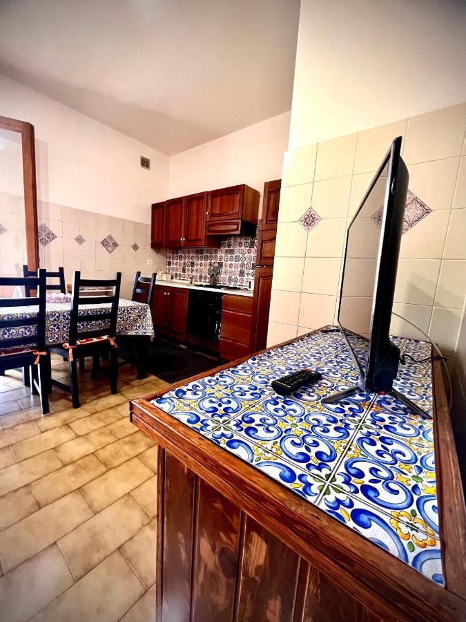 Casa Vacanze "Sautufao" Санта-Венерина Экстерьер фото