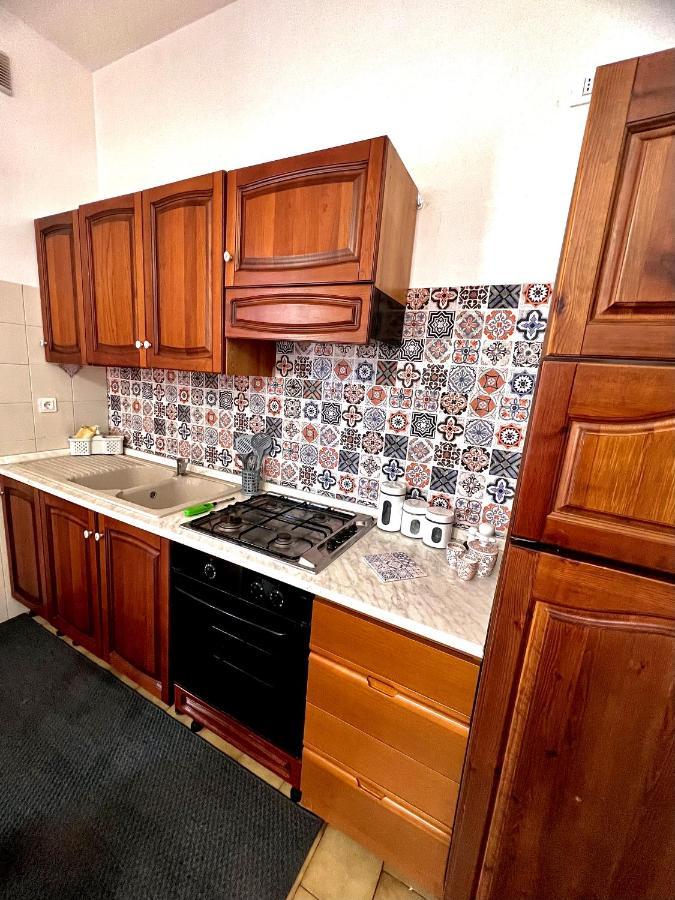 Casa Vacanze "Sautufao" Санта-Венерина Экстерьер фото