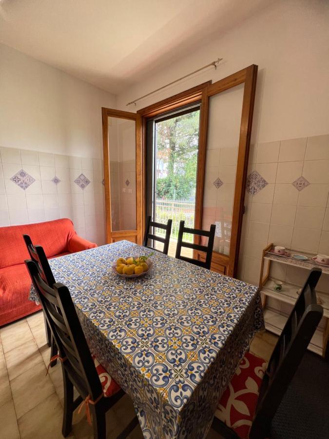 Casa Vacanze "Sautufao" Санта-Венерина Экстерьер фото