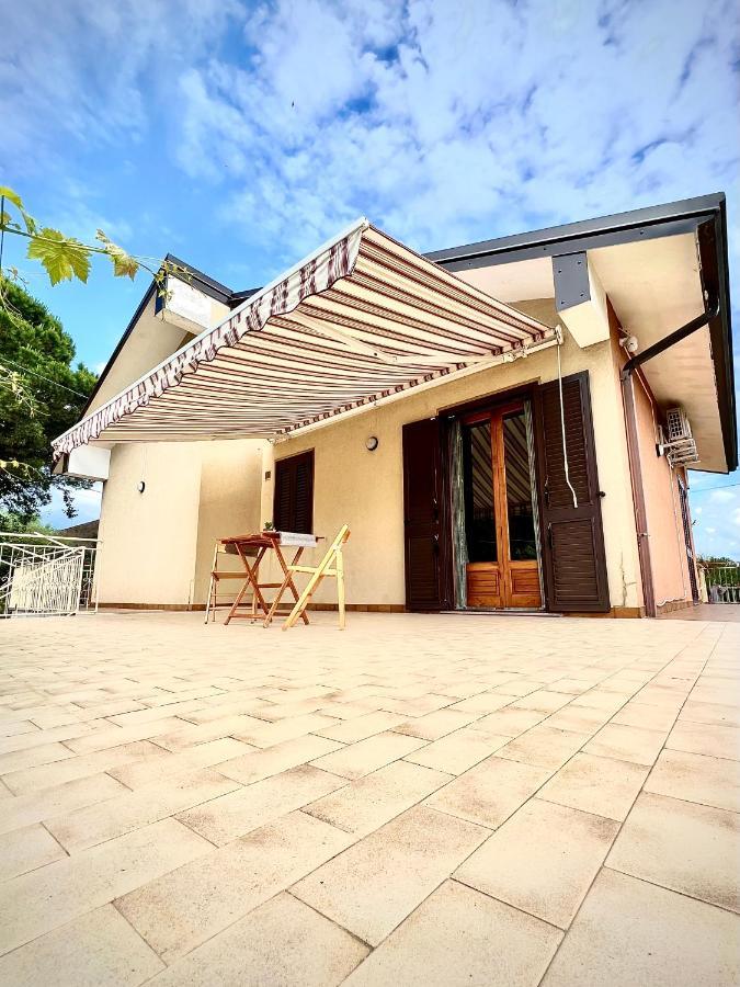 Casa Vacanze "Sautufao" Санта-Венерина Экстерьер фото