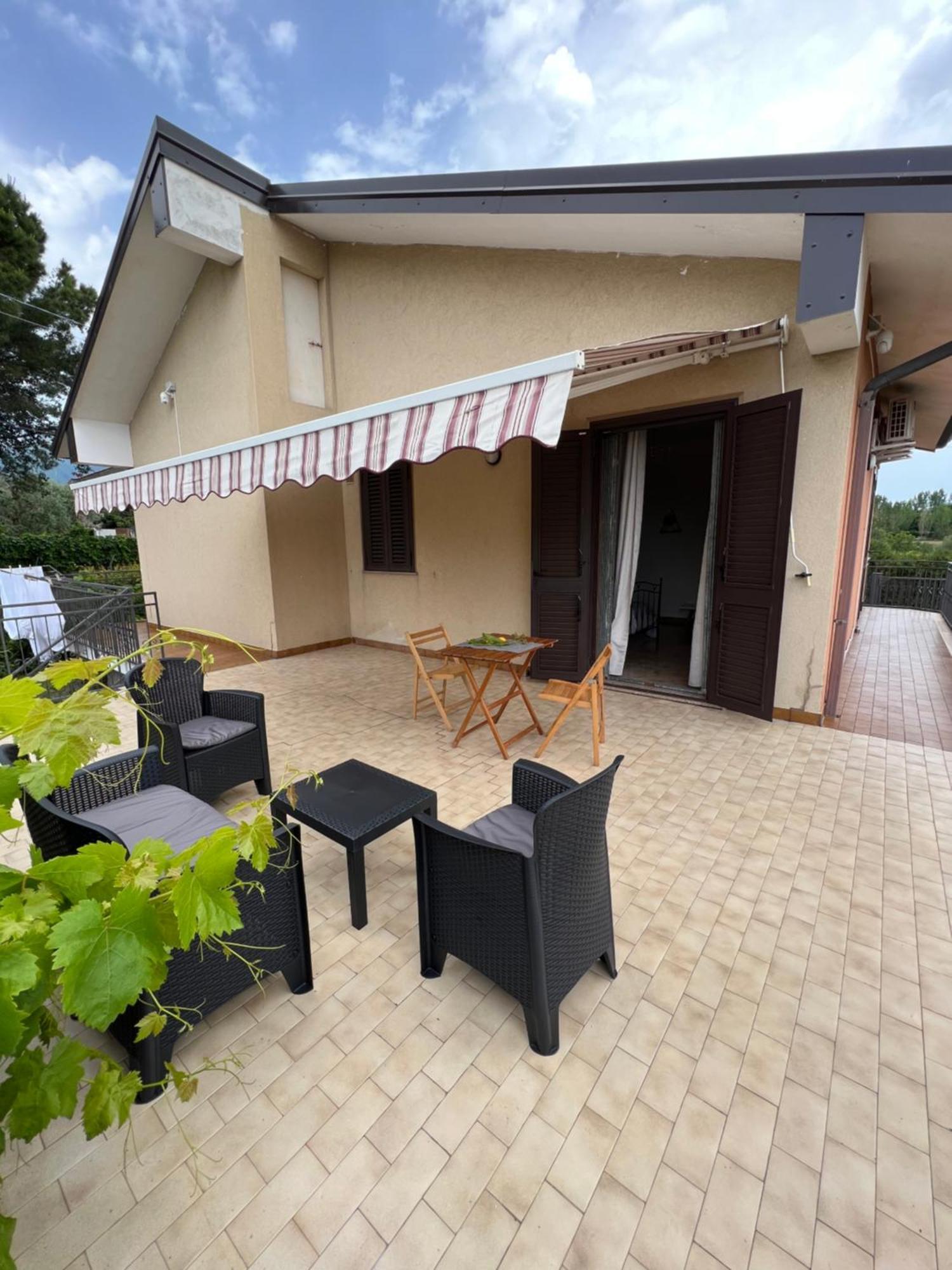 Casa Vacanze "Sautufao" Санта-Венерина Экстерьер фото